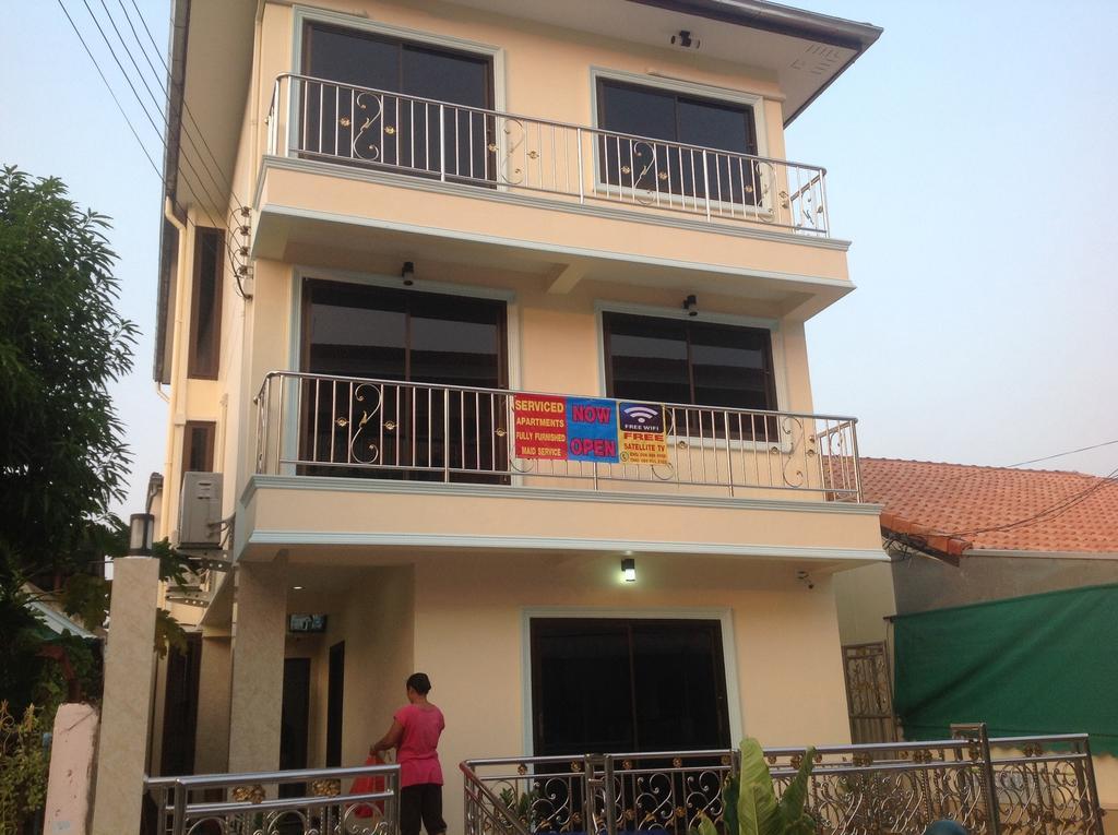 Junior Apartment Pattaya Exterior photo